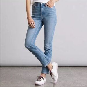Elizabeth and James High Waisted Vintage Straight Jeans Light Wash